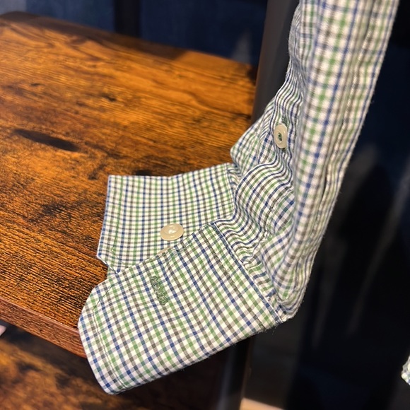 Beautiful Large blue green plaid IZOD dress shirt Quality goods - Picture 5 of 7